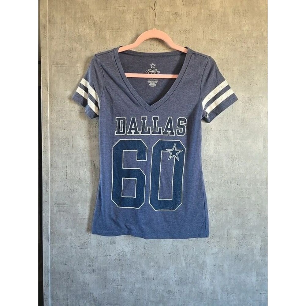 Cowboys womens tshirt small